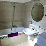 Trendy Deluxe Apart Otel