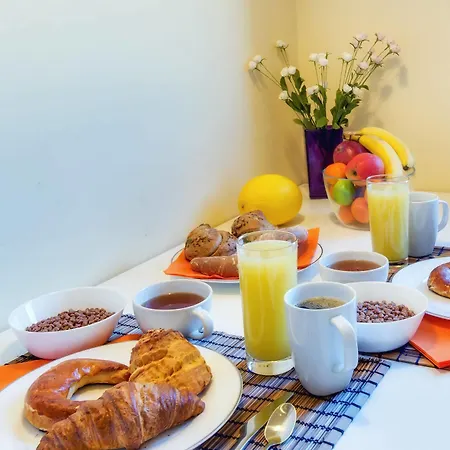Trendy Deluxe Aparthotel 4*