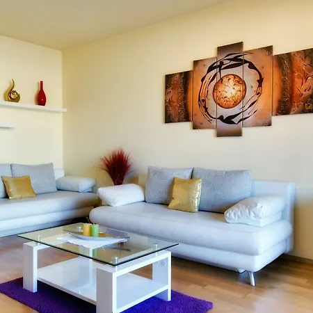 Aparthotel Trendy Deluxe 4*