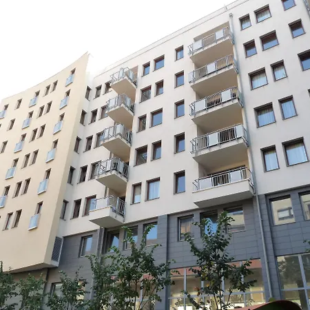 Trendy Deluxe Aparthotel 4*