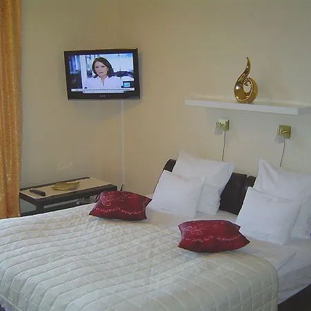 Trendy Deluxe Lägenhetshotell 4*