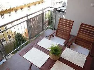 公寓式酒店 时尚风豪华公寓酒店 4*