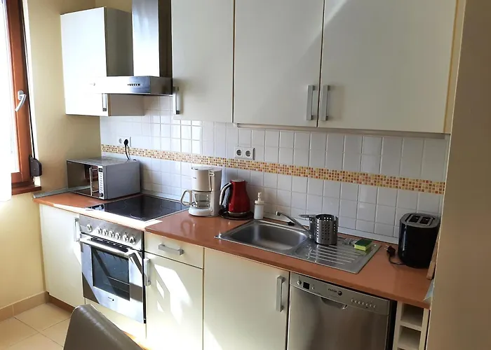 公寓式酒店 时尚风豪华公寓酒店 4*