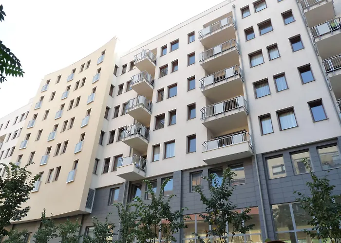 时尚风豪华公寓酒店 4*