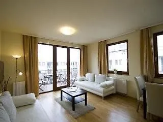 时尚风豪华公寓酒店 4*