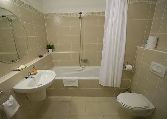 时尚风豪华公寓酒店 4*