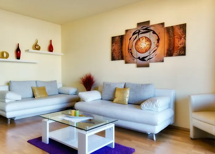 公寓式酒店 时尚风豪华公寓酒店 4*