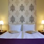 Hotel apartamentowy Trendy Deluxe 4*