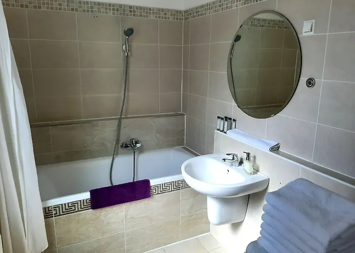 Trendy Deluxe Apart Otel 4*